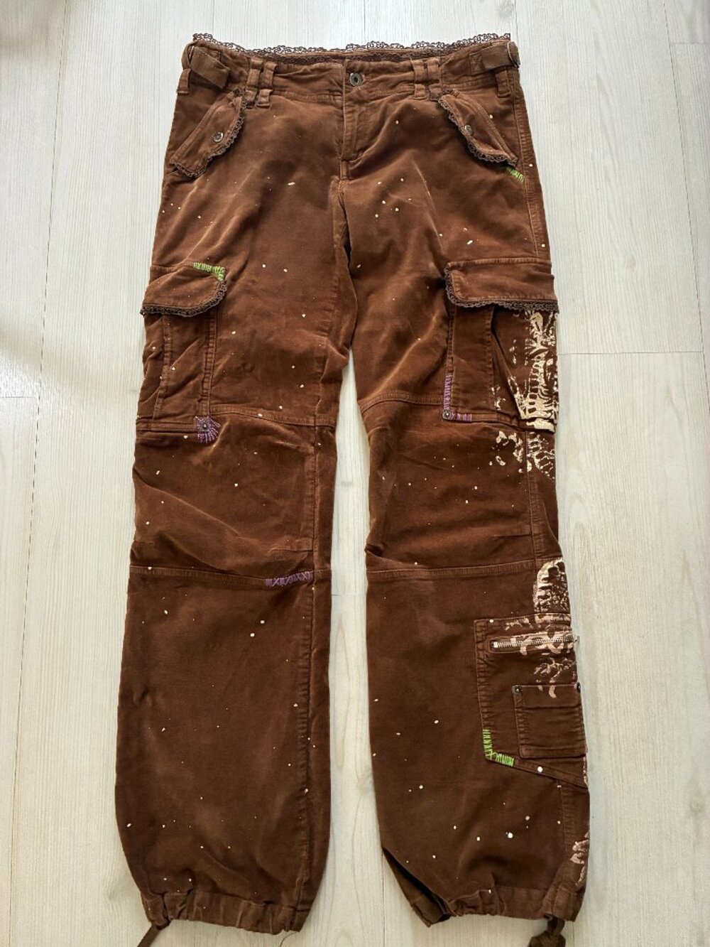 Vintage Miss Me Brown Velveteen Cargo Jogger Pants Y2K Style P6006-VE Size M